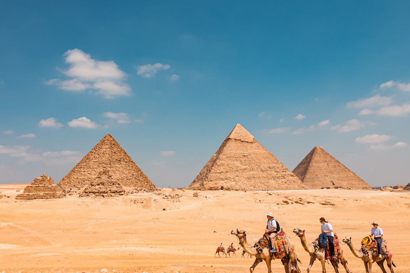 piramides en kamelen